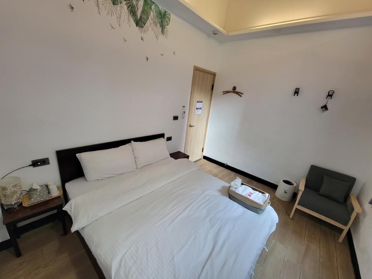 Old Wow老屋瓦共享民宿hostel 桃園市民宿074號 لونغتان المظهر الخارجي الصورة