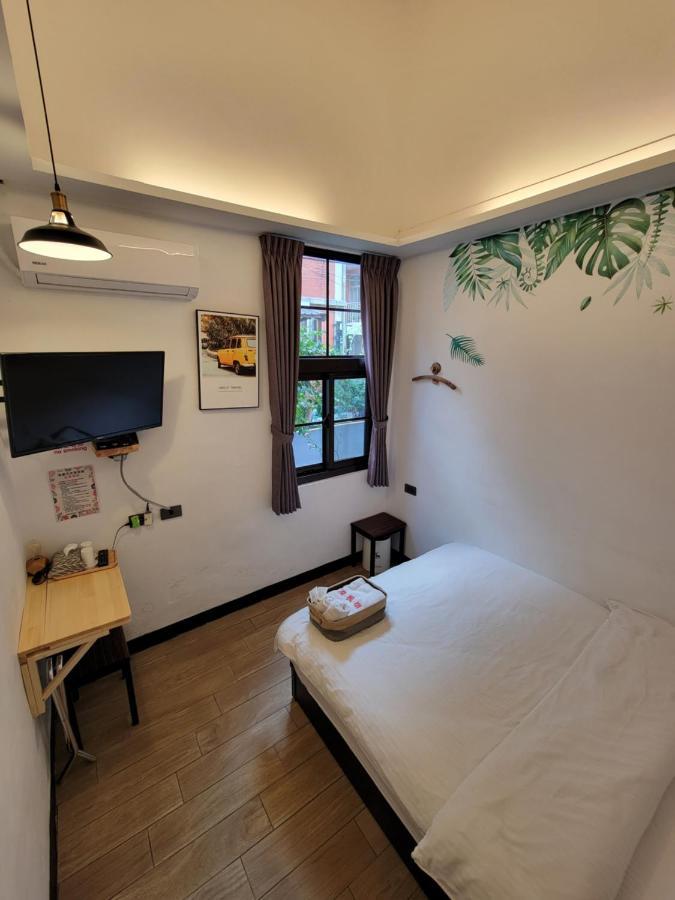 Old Wow老屋瓦共享民宿hostel 桃園市民宿074號 لونغتان المظهر الخارجي الصورة